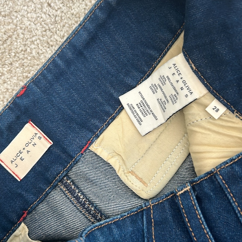 Alice and Olivia Anders low rise pleated jeans - Picture 9 of 16